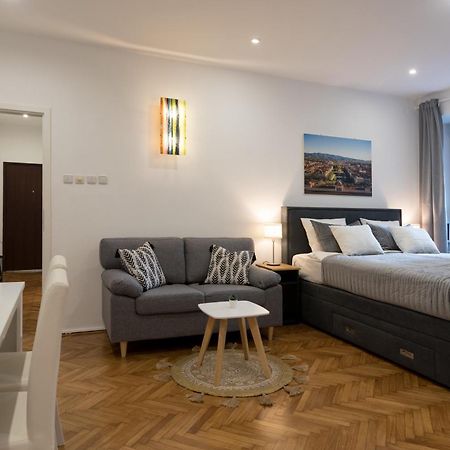 Like Home Zagreb Apartment Exterior foto